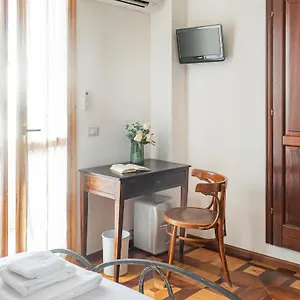 Pensión Welcomely - Bed And Dream, Alguer