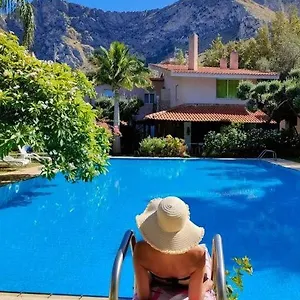 Bed and breakfast Megna - Paradise